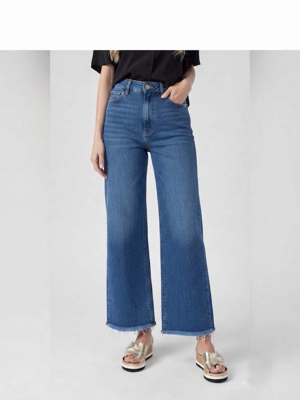 Billabong Free Fall High Waisted Wide Leg Raw Hem Jeans Size 29 Stretchy Medium